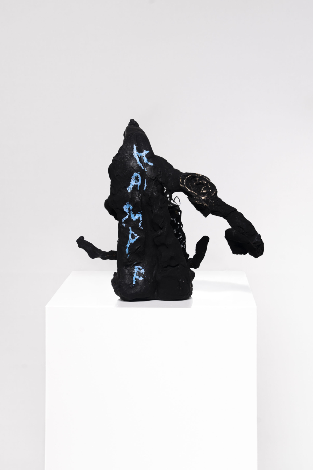 Kampf um Kunst 2023-2025 Bronze, Patina, Acryl, Öl A.P. Model +4 Noack Giesserei Berlin