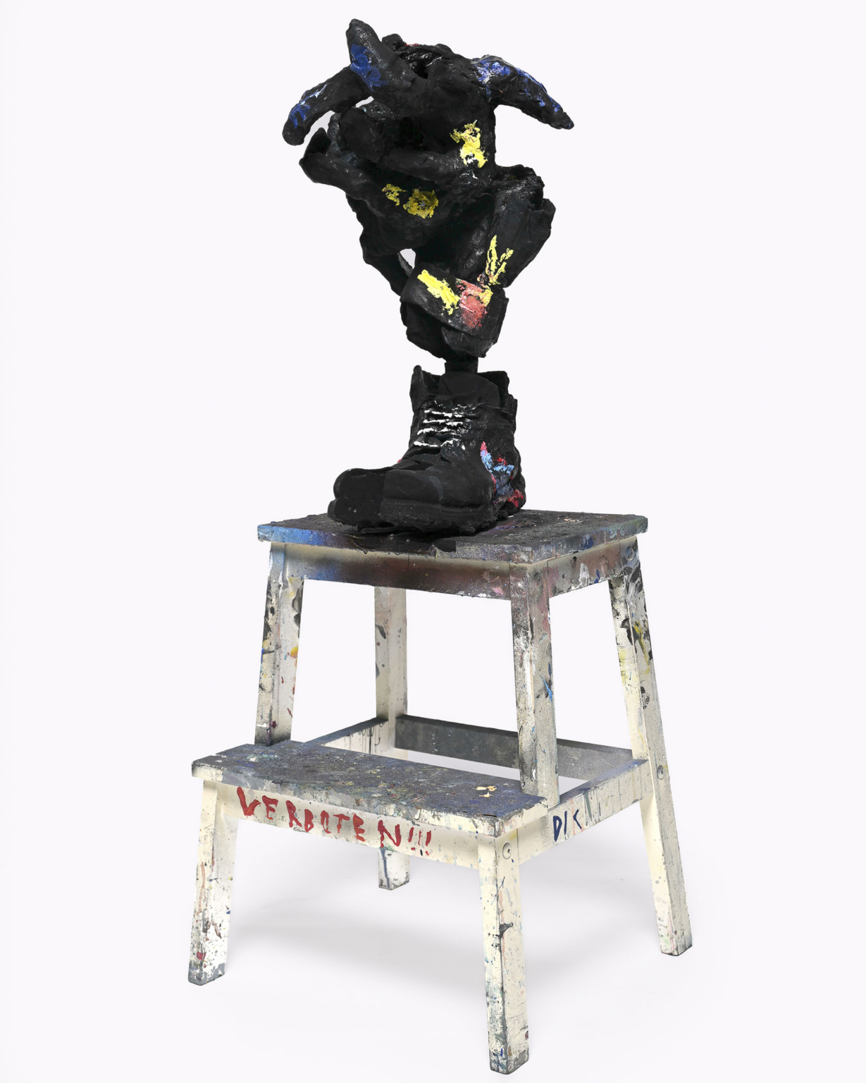 Triumpf 2024-2025 Bronze, Patina, Acryl, Öl A.P. Model +4